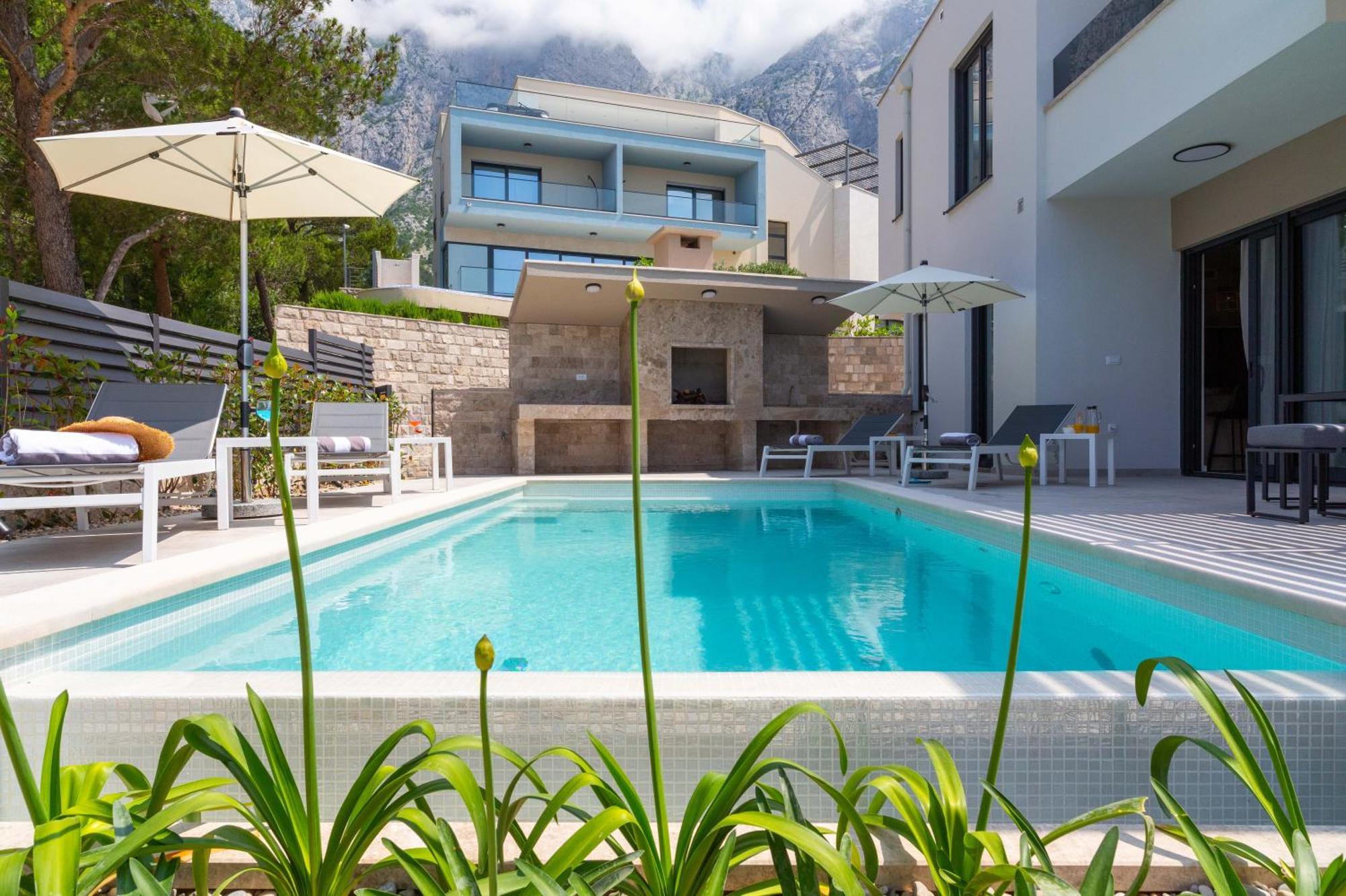 Eudora * Makarska