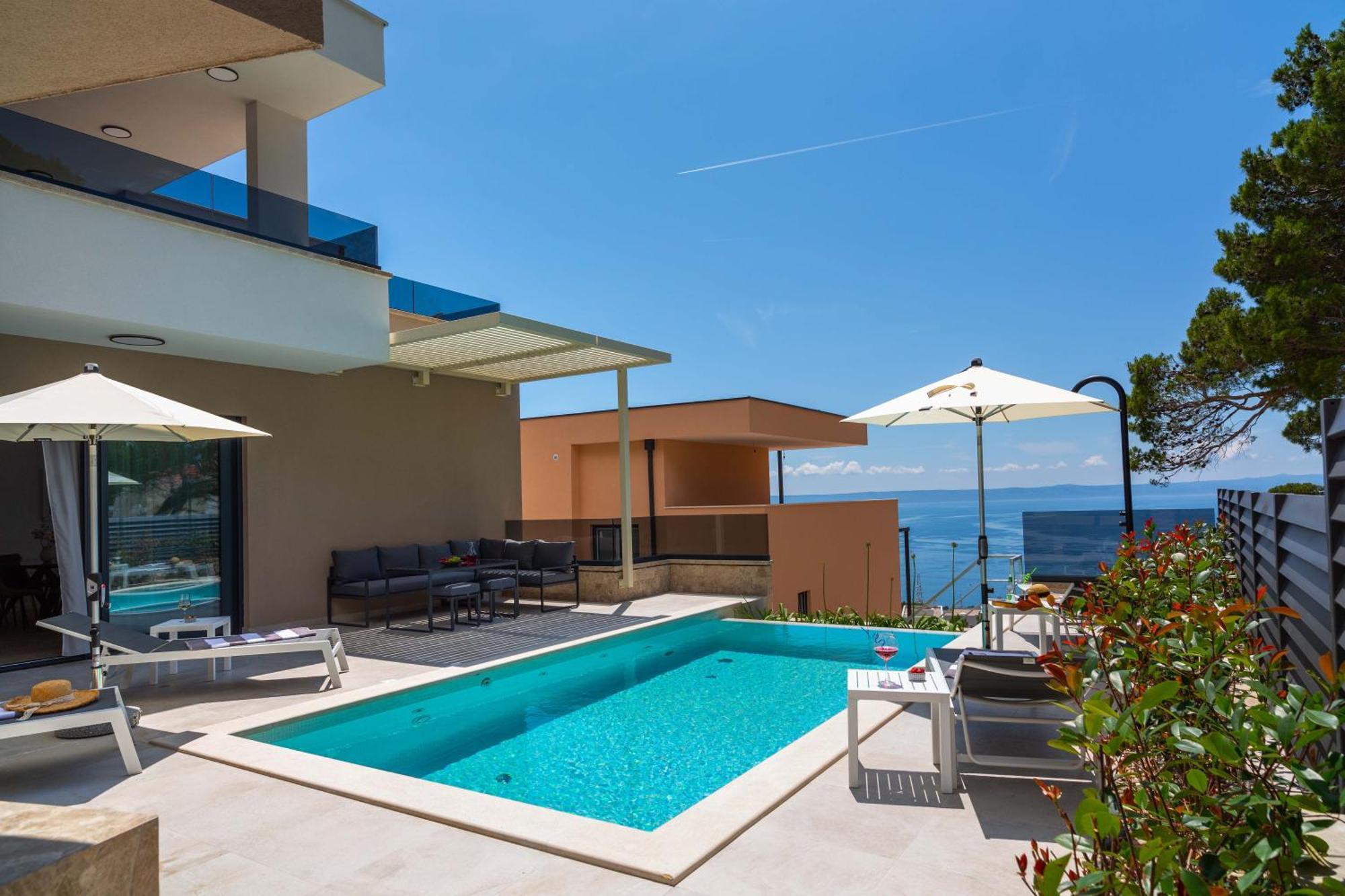 Eudora Villa